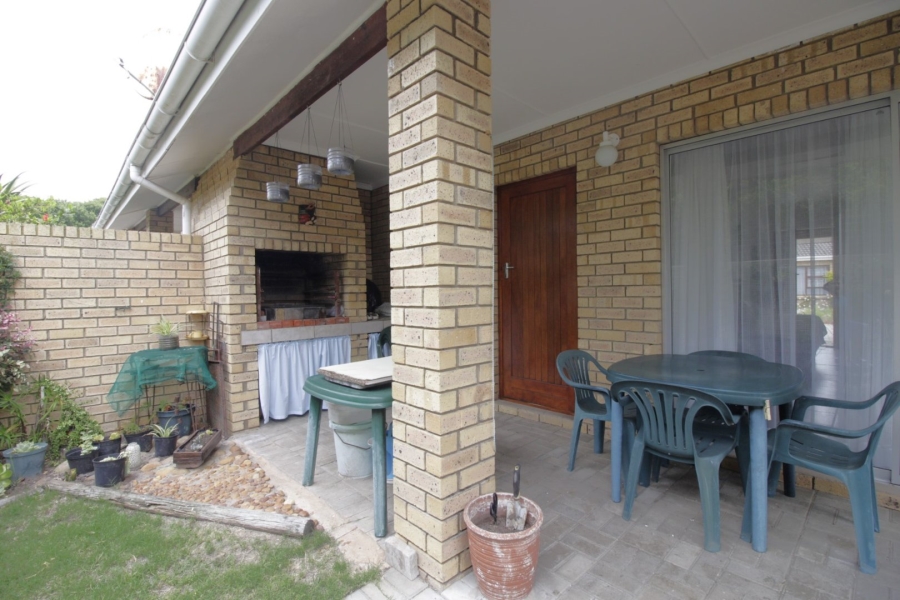 2 Bedroom Property for Sale in Aston Bay Eastern Cape